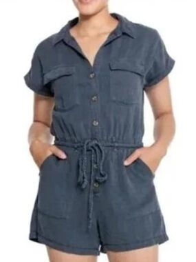 Nicole Miller Blue Gray Short-Sleeve Romper with Braided Belt